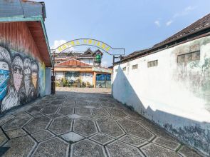 Hotel Triana by OYO Rooms