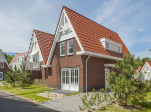 Luxurious, Stately Villa With Washing Machine, on a Holiday Park, Beach at 1 km