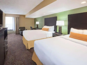 Wyndham Garden Sterling Heights