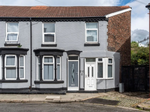 Vichy - Strathcona Suites, 3 Beds Houses in Wavertree