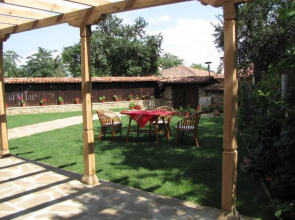 Kenara Guest House