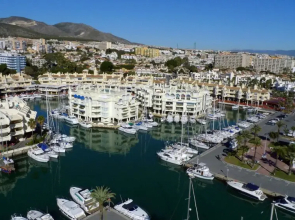 Apartment in Benalmadena, Malaga 100013