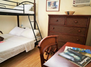 HideAway Dive Hostel