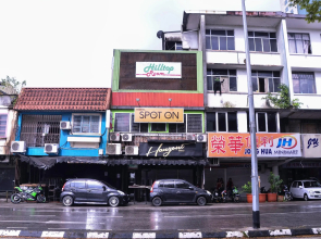 OYO 89630 Hilltop Room