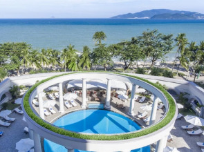 Sunrise Nha Trang Beach Hotel & Spa