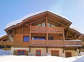 Chalet Amitie near supervised lake, 100 m slopes, multi-activity pass FREE