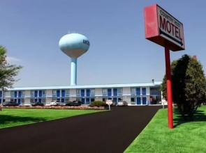 Country Host Motel