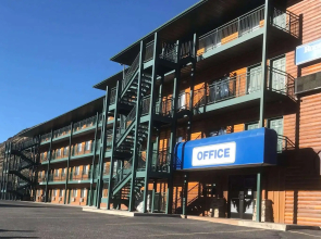 Travelodge by Wyndham Gardiner Yellowstone Park North