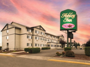 Ashley Inn of Tillamook