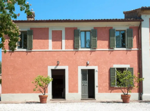 Stunning Apartment in Pesaro With Wifi and 6 Bedrooms
