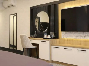 Home Plus Hotel