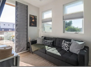 Scandinavian-style 1BR Apartment Built 2024 p83
