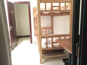 Nanning Meichen Apartment (Poly Tongxinyuan Branch)