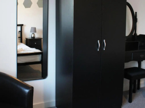 Low Cost, 4 Bed with Parking & Large Garden 06