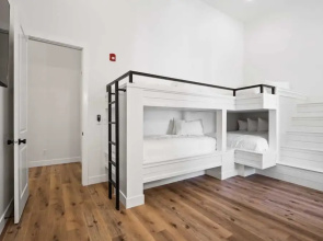 Desert Bungalow #h8 3 Bedroom Home