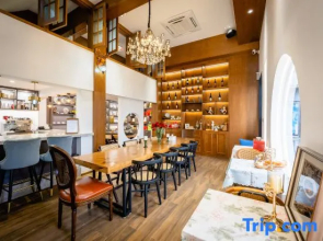 Collection B&B (Nanchang Honggutan Wanda Branch)
