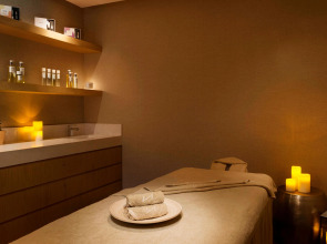 La Ville Hotel & Suites CITY WALK, Dubai, Autograph Collection