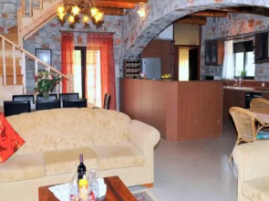 Villa Kamaraki