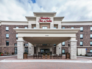 Hampton Inn & Suites Allen Park