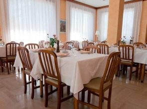 Hotel Alpi