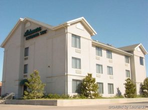 Ashmore Inn and Suites