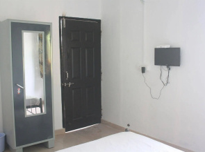 Om Lake Resort