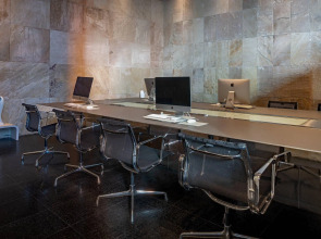 Отель Leonardo Royal Barcelona Forum