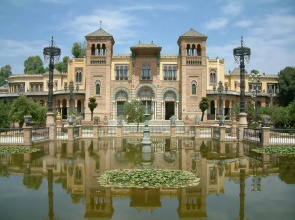 Plaza de España Deluxe Suites