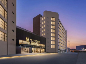 Jinjiang Metropolo Xiamen North Railway Station University Town Hotel