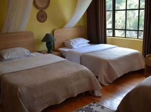 Kerarapony House