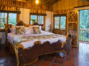 Hacienda Charrascal Coffe Farm