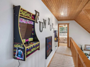 Whispering Creek - In the Heart of Ozarks, Near DT!