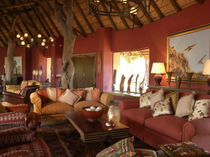 Motswiri Private Safari Lodge