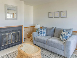 Steps to Sand! Home w/ 3 Decks in Sunset Beach