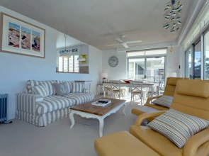 The Helm, Unit 2, 22 Voyager Close