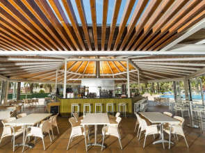 Aparthotel Costa Encantada