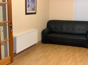 Room-two Rooms Total 5 Persons max