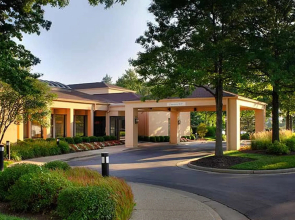 Courtyard by Marriott Cincinnati Blue Ash