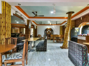 Palm Grove By OYO Rooms