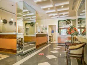 Astron Park Tower Hotel