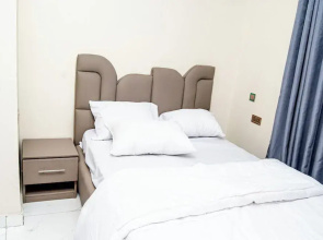 Furnished Studio Apartment in a Secure and Serene Part of Ibadan