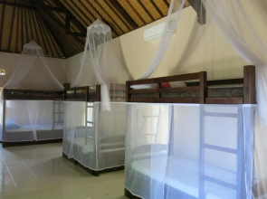 bananaleaf hostel bali