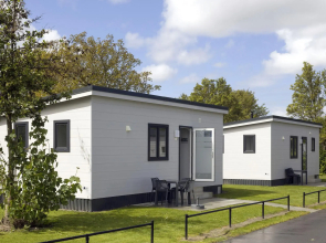 Chalet in Kamperland Near the Beach