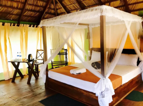 Yala Lake View Cabanas