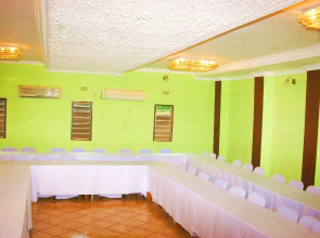 Woodlands Lodge & Tours