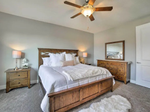 Luxury Moab Vacation Rental w/ Pool Access!