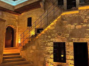 Midland Cave Suites