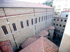 Giulia Halldis Apartment