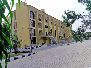 House5 Royal Comfort Ltd