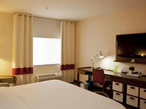 Summit Hotel